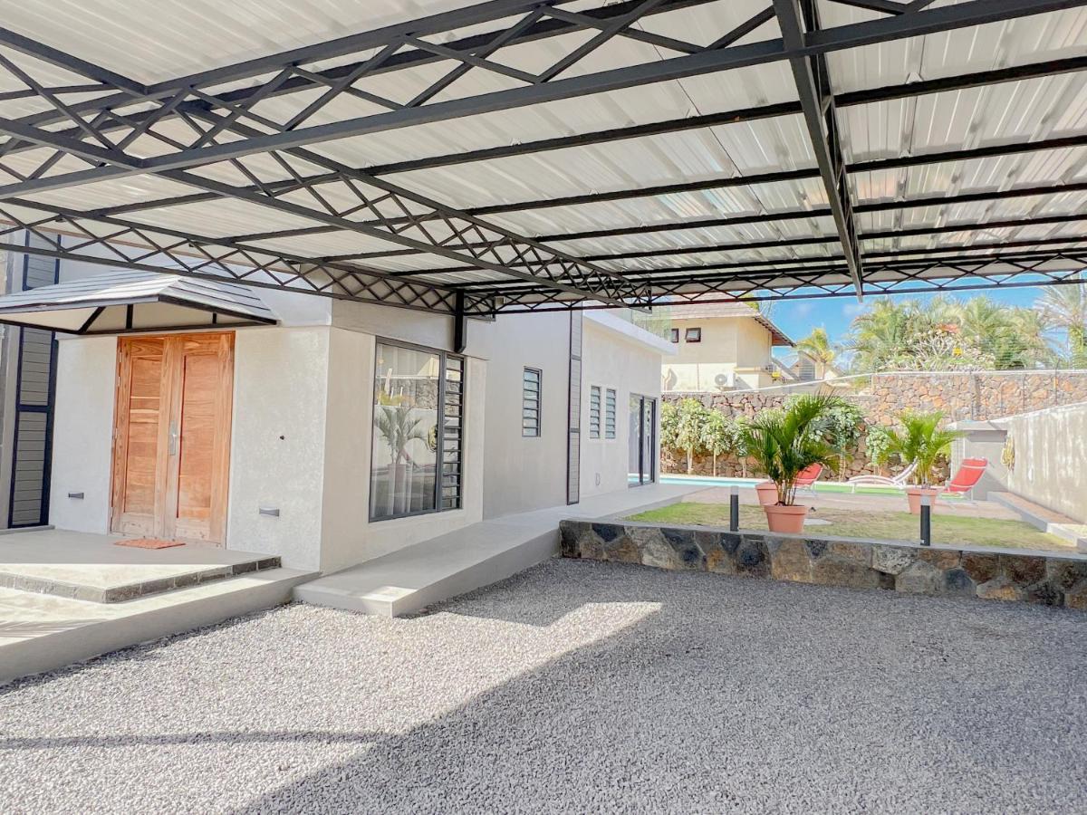 Spacious 4 Bedrooms Villa With Infinity Pool 格兰贝伊 外观 照片